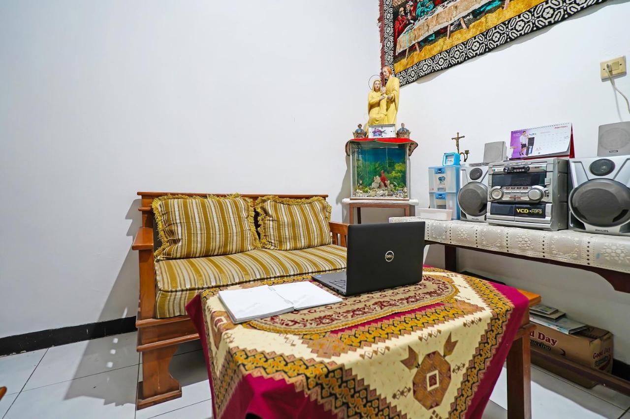 Spot On 91723 Sony Homestay Syariah 苏加武眉 外观 照片